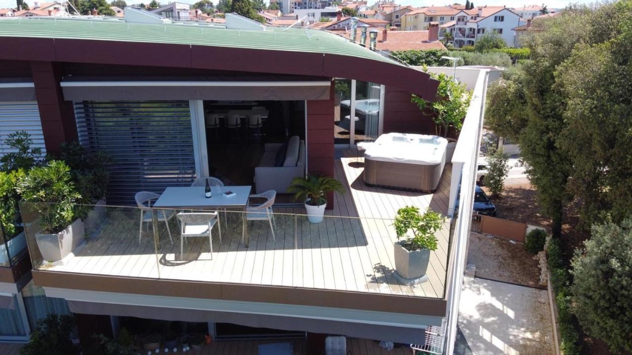 The Q Superior - A Penthouse With Jacuzzi And Sauna Rovinj Extérieur photo