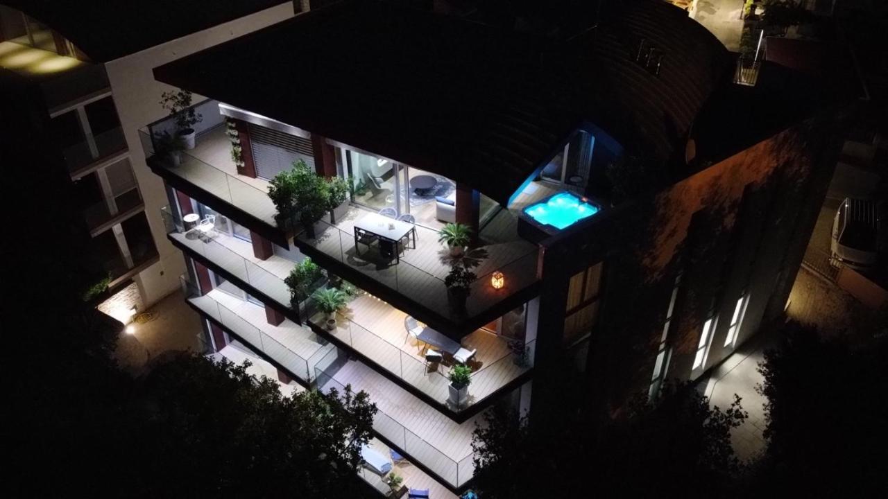 The Q Superior - A Penthouse With Jacuzzi And Sauna Rovinj Extérieur photo