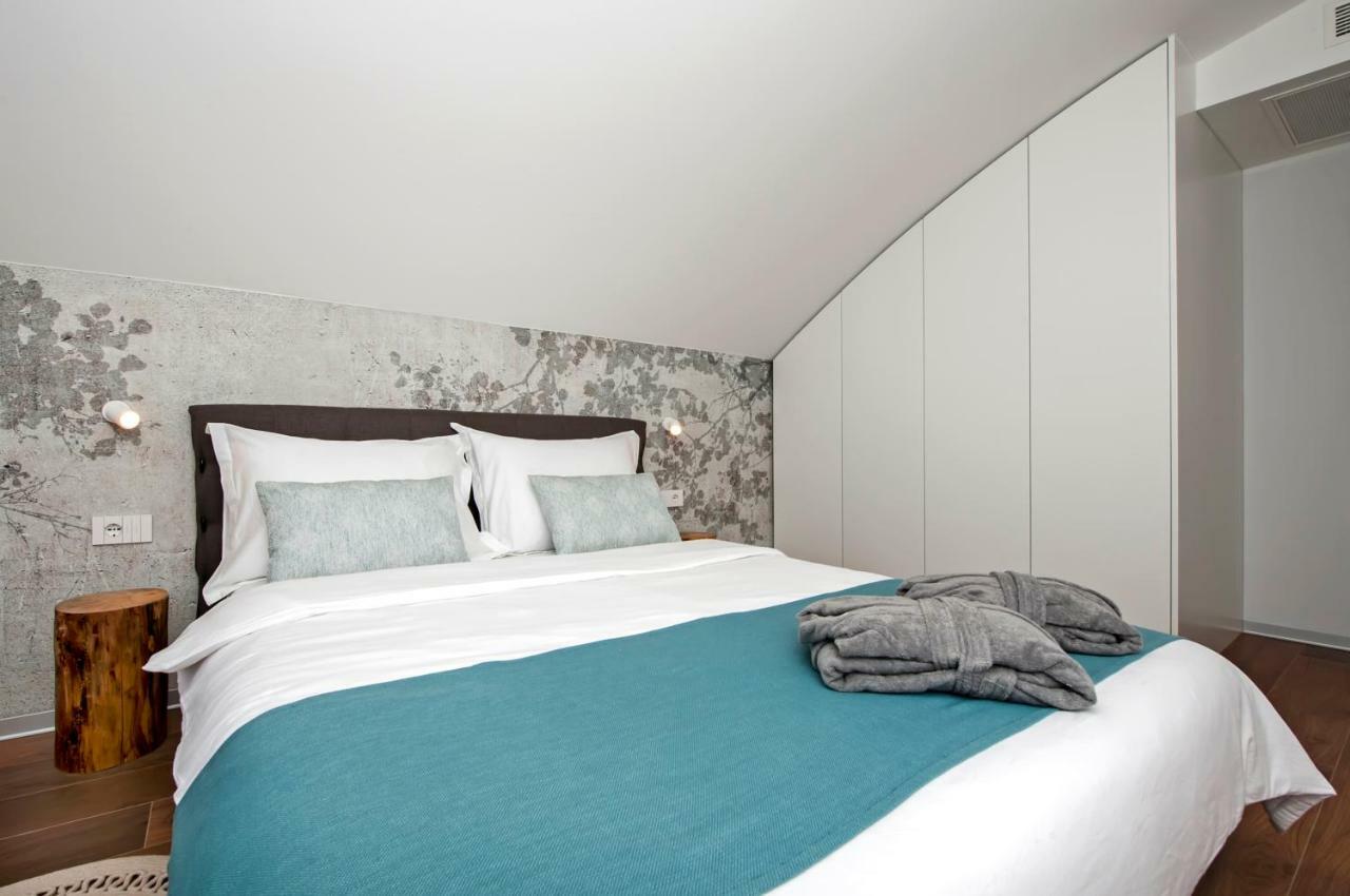 The Q Superior - A Penthouse With Jacuzzi And Sauna Rovinj Extérieur photo