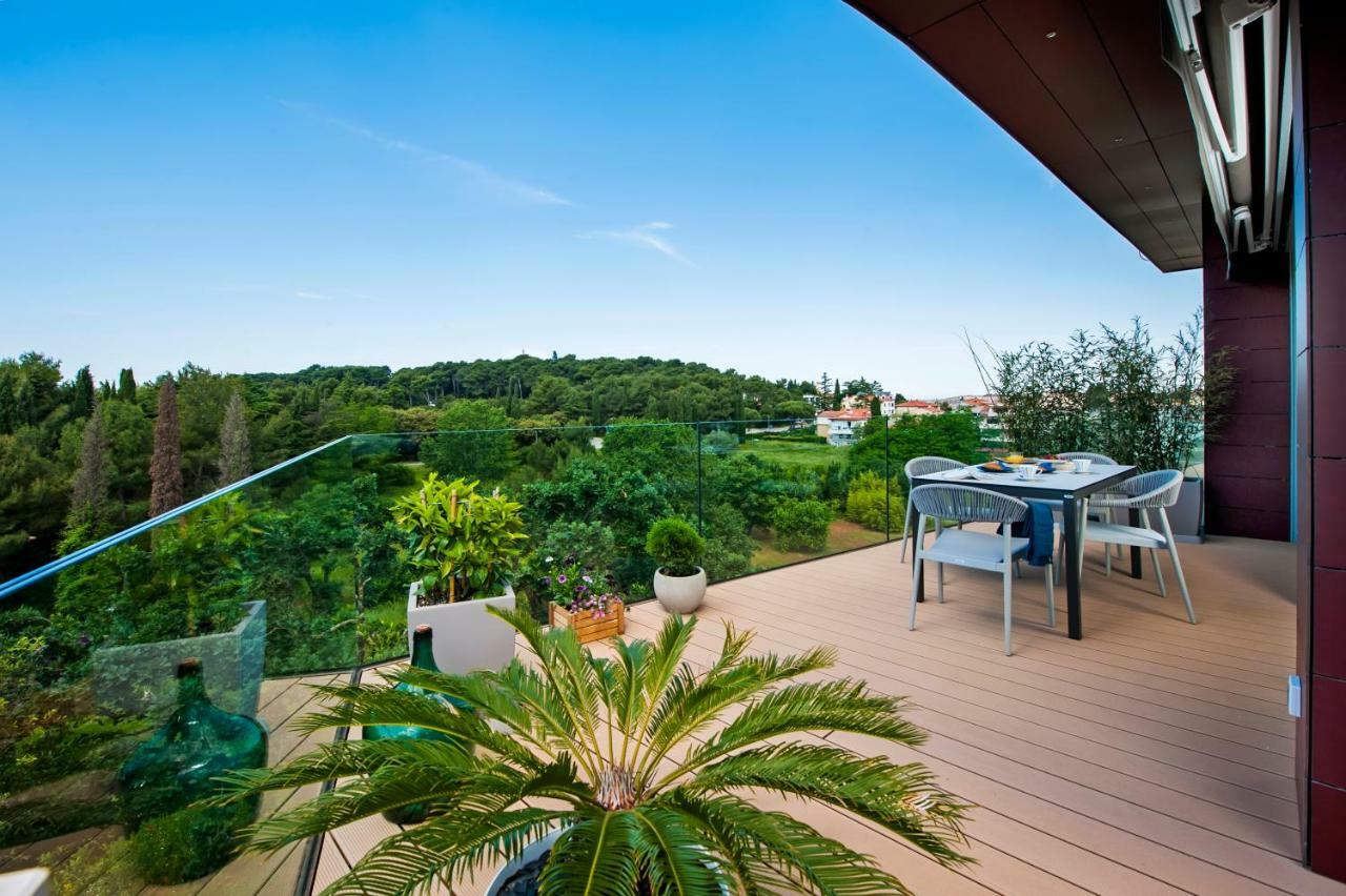 The Q Superior - A Penthouse With Jacuzzi And Sauna Rovinj Extérieur photo