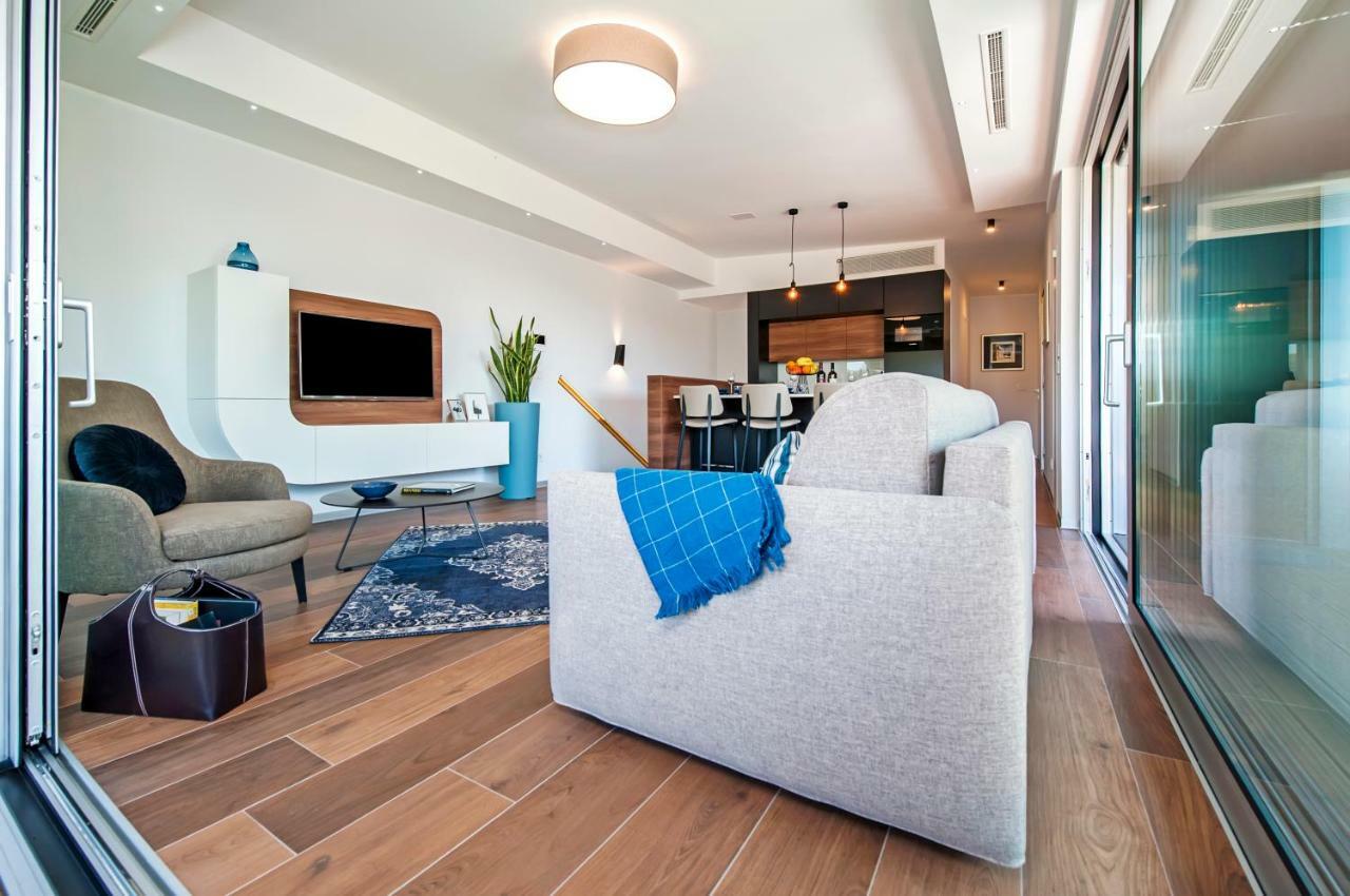 The Q Superior - A Penthouse With Jacuzzi And Sauna Rovinj Extérieur photo