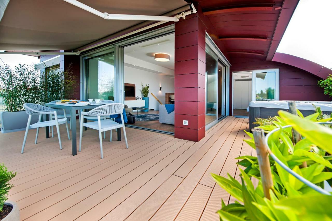 The Q Superior - A Penthouse With Jacuzzi And Sauna Rovinj Extérieur photo