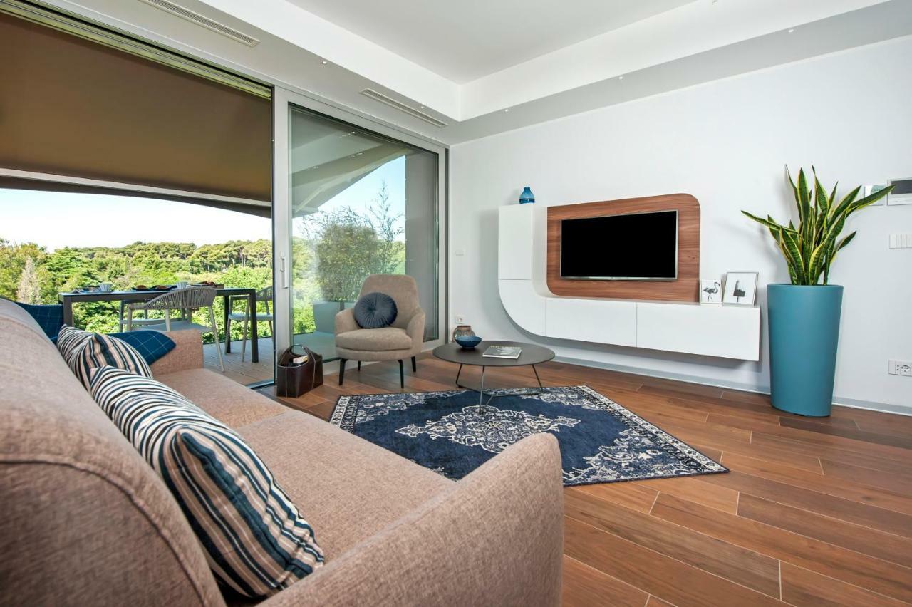 The Q Superior - A Penthouse With Jacuzzi And Sauna Rovinj Extérieur photo