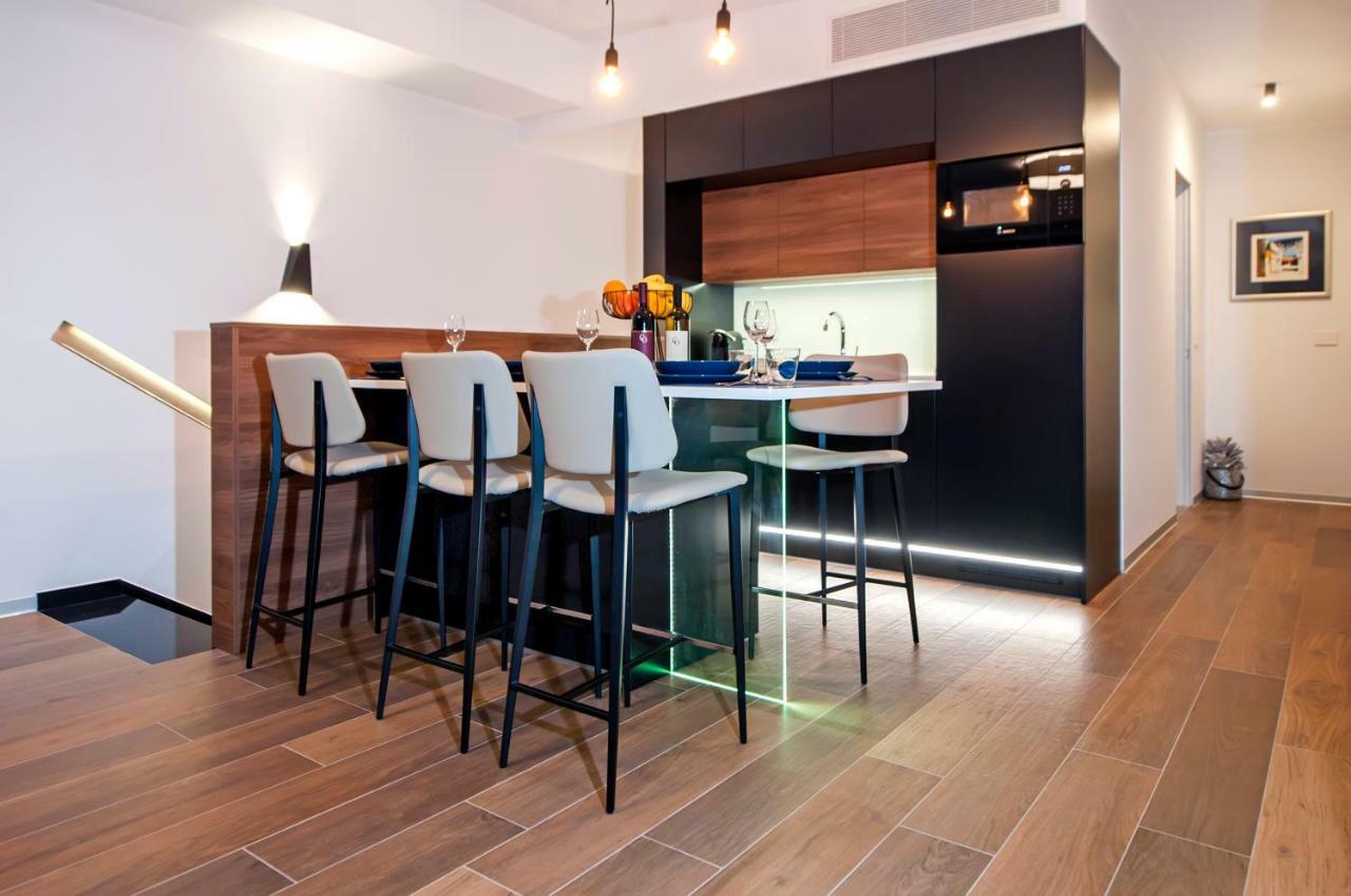 The Q Superior - A Penthouse With Jacuzzi And Sauna Rovinj Extérieur photo